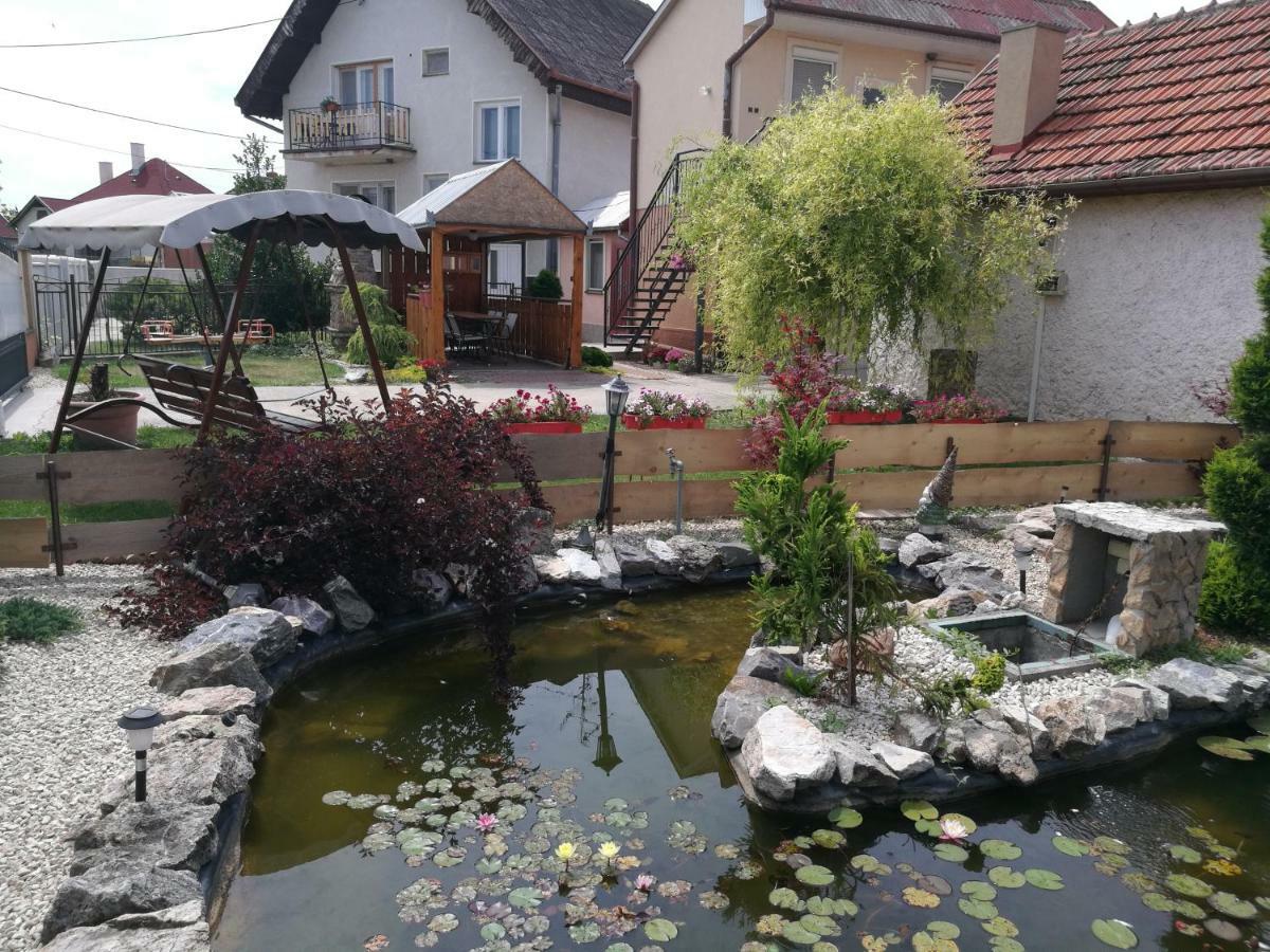 Apartamento Hodosi Apartman Veľký Meder Exterior foto