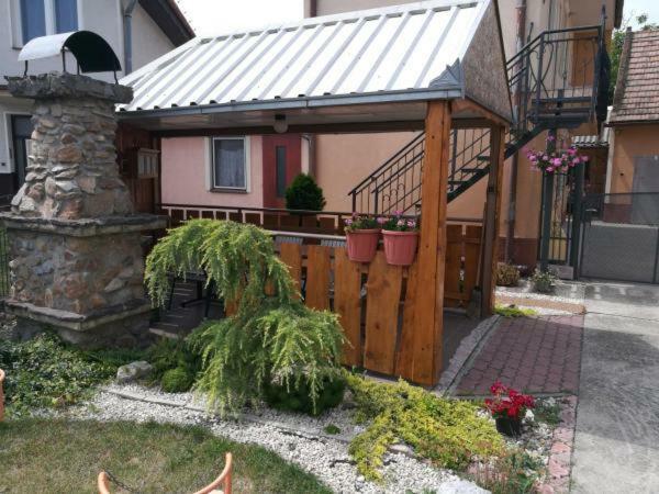 Apartamento Hodosi Apartman Veľký Meder Exterior foto